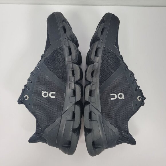 On Cloudflyer Women's Black Waterproof Running Shoes US Size 9 - Picture 6 of 9